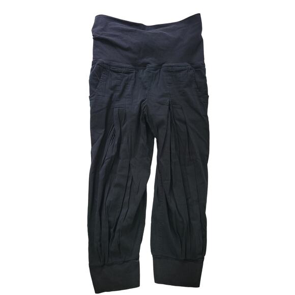 Athleta Pants - Athleta Size 6 2-in-1 Black Shorts Jogger Combo Cropped Pants Foldover Waist